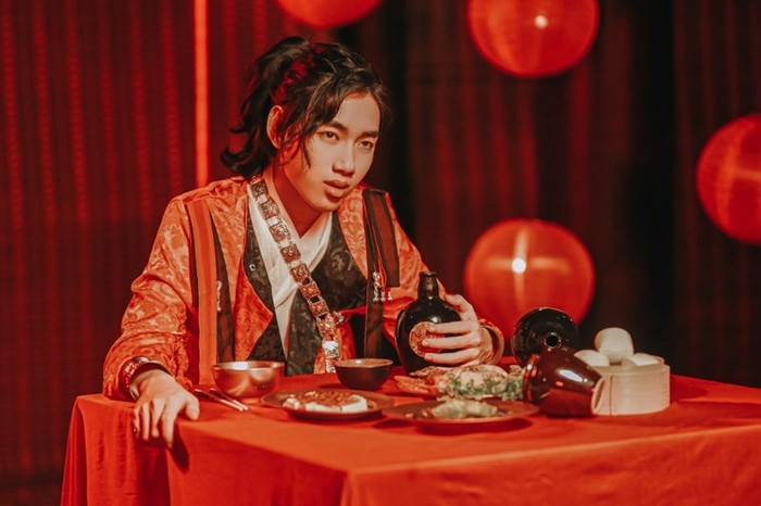 Không riêng Sơn Tùng, nhiều sao Việt cũng vướng ồn ào đạo nhái sao quốc tế khi ra mắt sản phẩm Ảnh 4