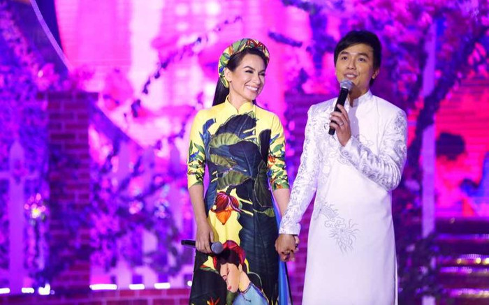 Mạnh Quỳnh nhắc nhớ về sự cố quên lời hiếm hoi của cố ca sĩ Phi Nhung khi đi diễn nước ngoài Ảnh 2