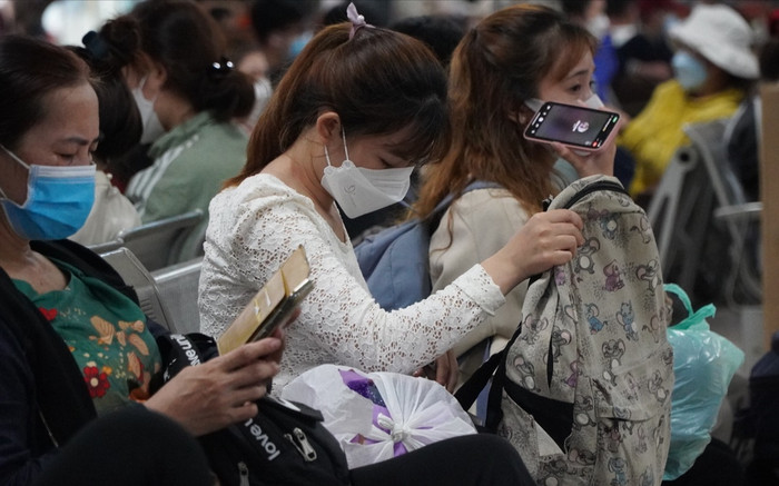 Chuyện cô gái không được nghỉ lễ ngày 30/4 và 1/5, lương cũng chẳng tăng: Dân tình tranh cãi gay gắt Ảnh 2