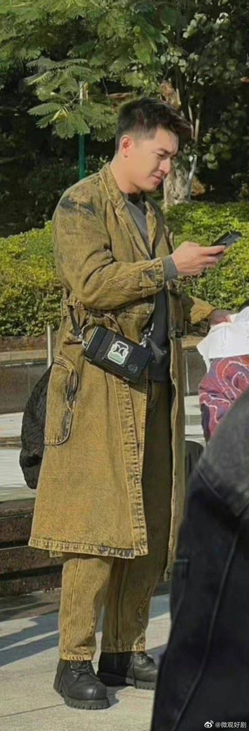 Lệ Dĩnh vất vả luyện thương, Lâm Canh Tân lại vác bụng mỡ trước thềm khai máy Dữ Phượng Hành Ảnh 6