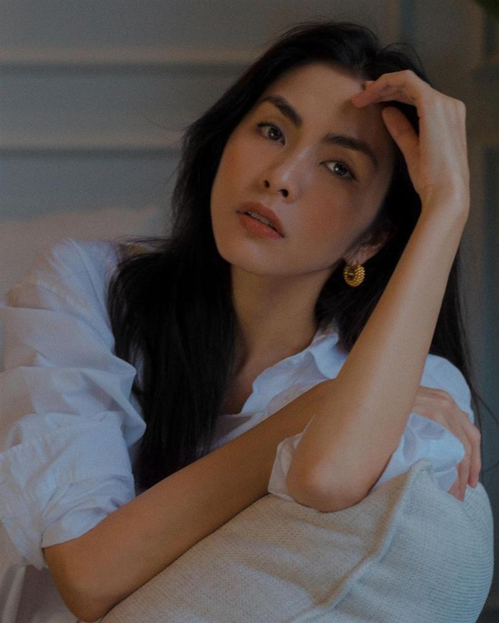 Hà Tăng chia sẻ hành trình làm mẹ đầy thiêng liêng.