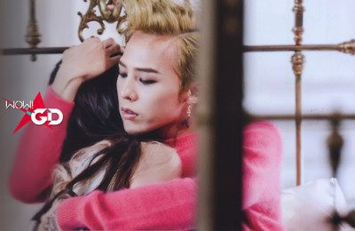 Clip full HD gần 4 phút của cặp đôi G-Dragon và Jennie bất ngờ đạt view khủng trên Youtube Ảnh 10