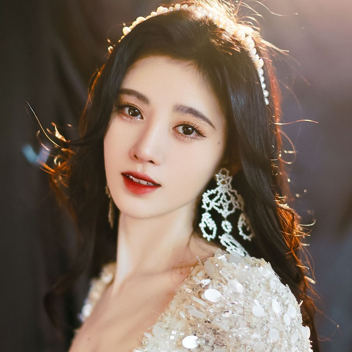 13 tiểu hoa mang thể chất Huyết Vũ Tinh Phong: Đàm Tùng Vận làm nền cho Triệu Lộ Tư - Bạch Lộc Ảnh 3