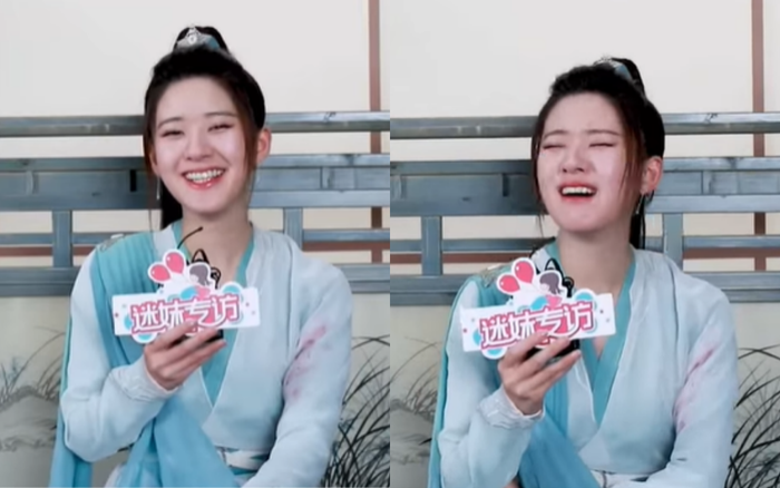 Triệu Lộ Tư tại buổi phỏng vấn.