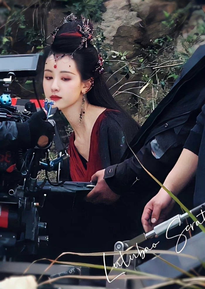 Trần Đô Linh xinh đẹp vượt mặt Bạch Lộc trong Trường Nguyệt Tẫn Minh nhưng vẫn bị chê nhạt nhoà Ảnh 4