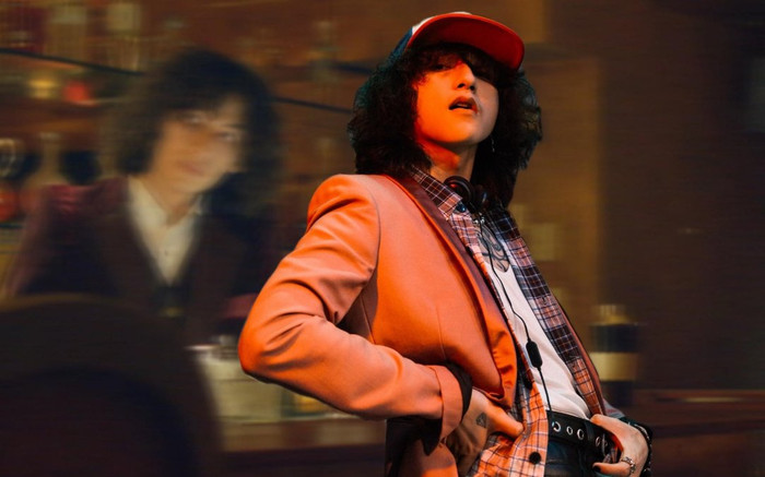 Xôn xao nghi vấn tạo hình Sơn Tùng trong MV mới 'vay mượn' nam ca sĩ khác mà không phải G-Dragon? Ảnh 2