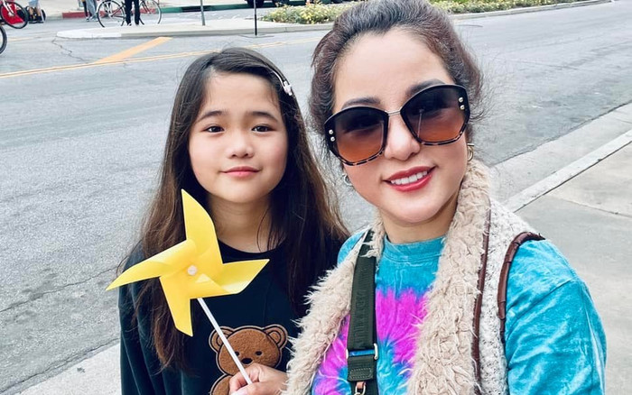 Nghệ sĩ Thúy Nga khoe nhan sắc 'lão hóa ngược', nhưng diện mạo con gái mới 'chiếm trọn spotlight' Ảnh 2