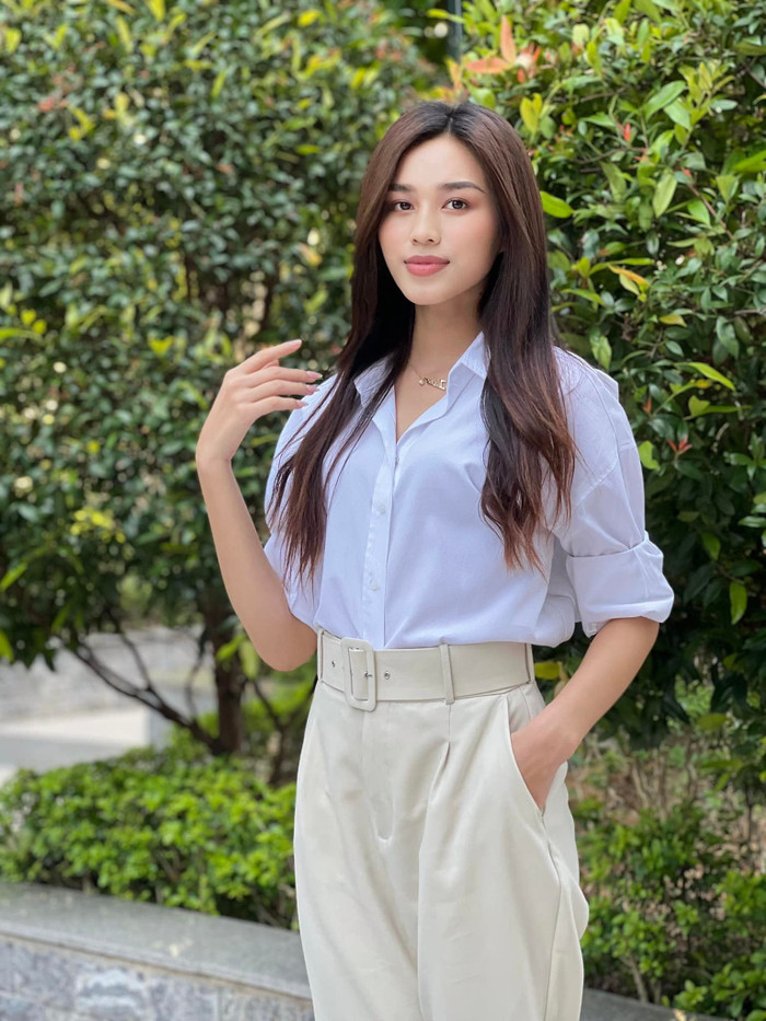 Xả vai 'nữ thần', Đỗ Thị Hà đẹp-xịn-mịn với hình ảnh 'cô sinh viên 5 tốt' khiến fan nháo nhào? Ảnh 4