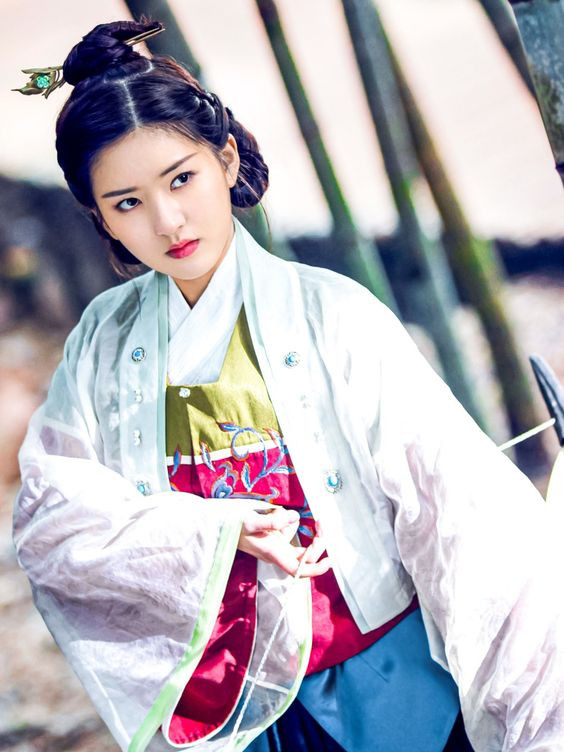 Triệu Lộ Tư 4 lần vào vai công chúa: Thả Thí Thiên Hạ bị chê, làm nền cho Địch Lệ Nhiệt Ba lại được khen Ảnh 5