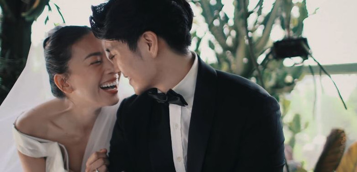 Là nụ cười đầy rạng ngời của Ngô Thanh Vân và Huy Trần