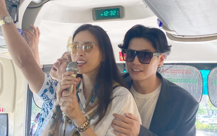 Chu đáo như Ngô Thanh Vân - Huy Trần: Đích thân làm tiếp viên, chăm chút đến từng chiếc bánh, viên kẹo Ảnh 2