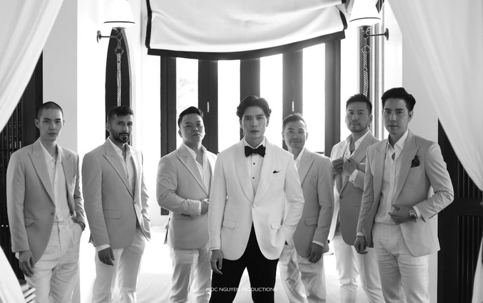 Huy Trần tung loạt ảnh cực bảnh bao, lịch lãm cùng dàn phù rể điển trai Ảnh 2