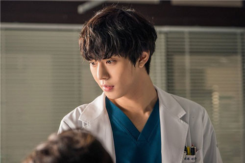 Netizen ngã ngửa khi phát hiện ra điểm 'bất ổn' của Ahn Hyo Seop khi nhận phim, là cố tình chăng? Ảnh 6