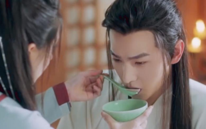 Thả Thí Thiên Hạ: Triệu Lộ Tư và Dương Dương lộ bằng chứng 'phim giả tình thật' tại phim trường? Ảnh 7