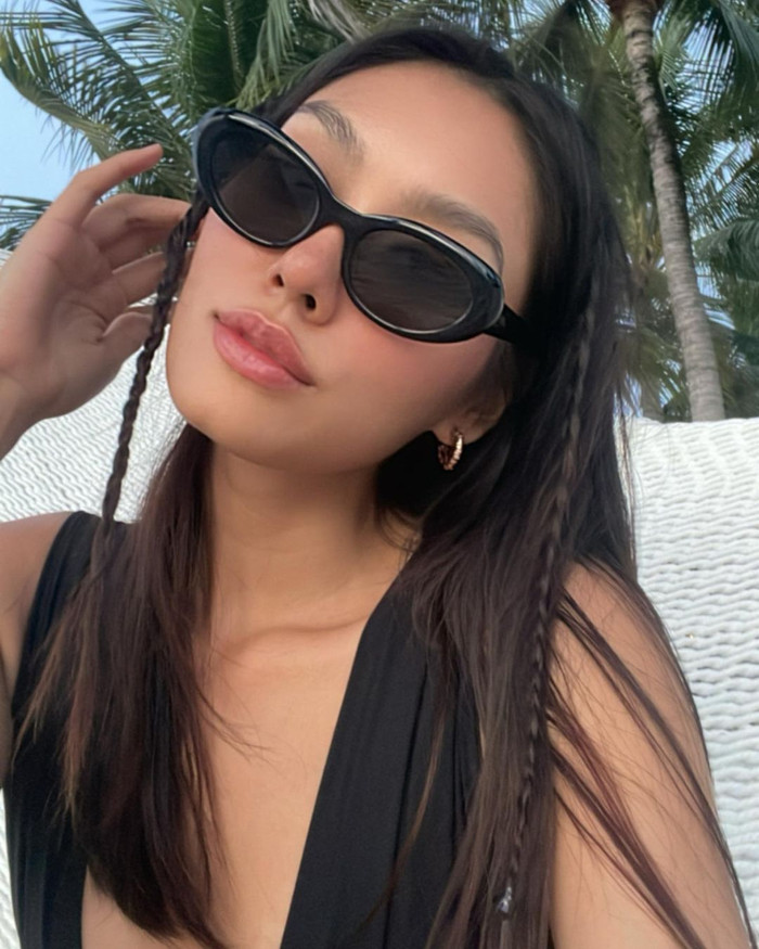 Thảo Nhi Lê thể hiện tâm trạng vui vẻ, thoải mái trong chuyến nghỉ dưỡng