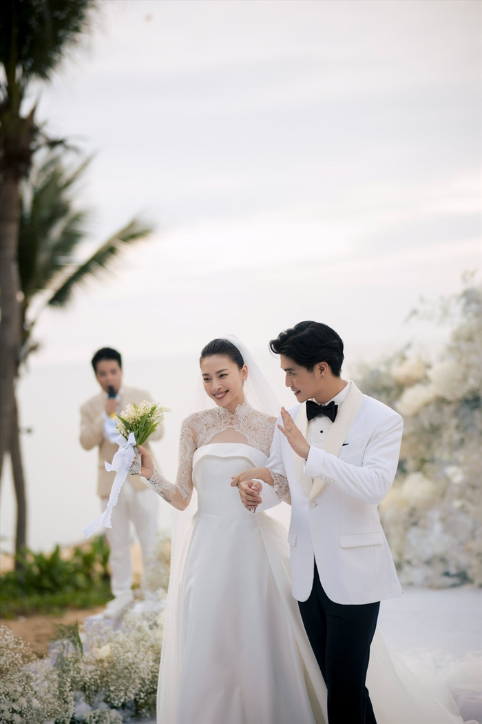 Ngô Thanh Vân bỗng dưng 'muốn' Huy Trần tổ chức lại lễ cưới vì lý do này Ảnh 1