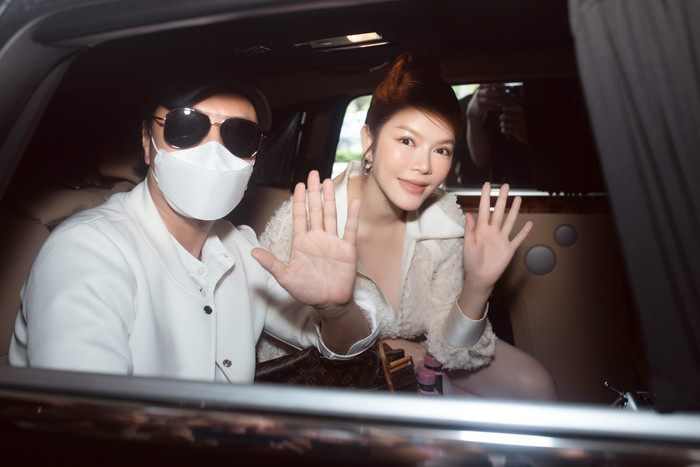 Tài tử Han Ja Suk xuất hiện cực ngầu tại Việt Nam, vừa gặp Lý Nhã Kỳ đã nắm tay tình cảm Ảnh 7