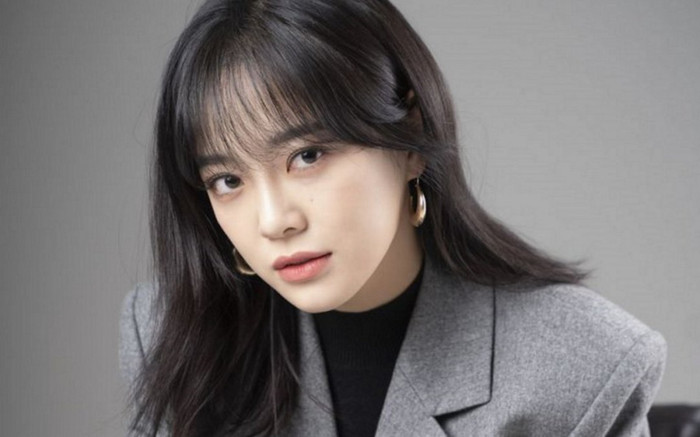 Vừa 'chia tay' Ahn Hyo Seop, Kim Se Jeong đã vội 'hẹn hò' với trai trẻ trong dự án remake cực hot Ảnh 2