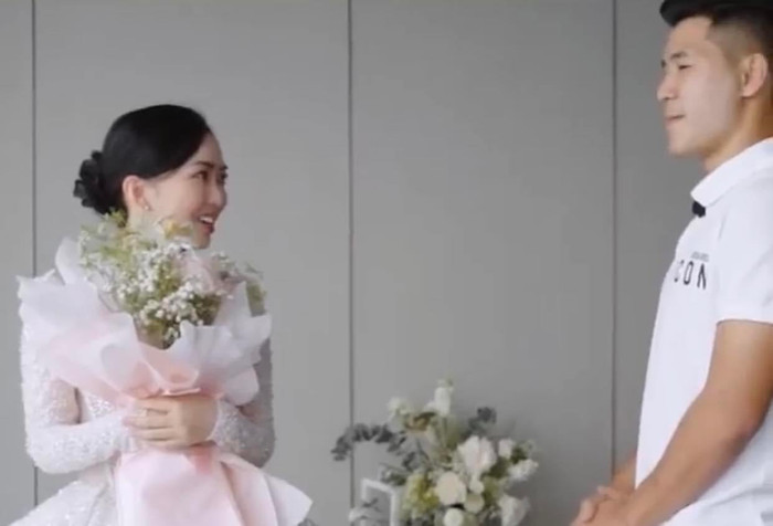 Tiền đạo Hà Đức Chinh đã ghi bàn thắng của cuộc đời mình.