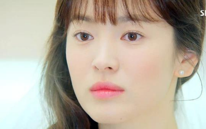 Diễn viên Hàn vào vai khiếm thị trên phim: Song Hye Kyo 'lép vế' hoàn toàn trước đàn em Han Ji Min Ảnh 7