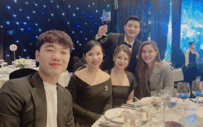 Bà xã Công Phượng lần đầu lộ diện sau khi hạ sinh quý tử đầu lòng Ảnh 2