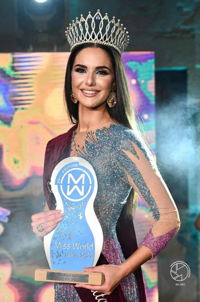 Nữ luật sư từng là đối thủ của Minh Tú tại Miss Supranational đăng quang Hoa hậu Malta 2022 Ảnh 4
