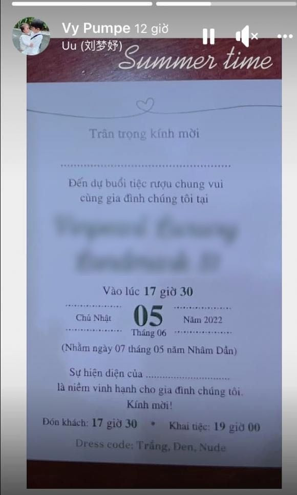 Khách mời đến dự sẽ&nbsp;phải diện dresscode màu trắng, đen hoặc nude.&nbsp;