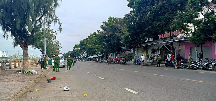 Tài xế xe Mercedes truy đuổi, cán chết người lúc rạng sáng ở Phan Thiết Ảnh 1