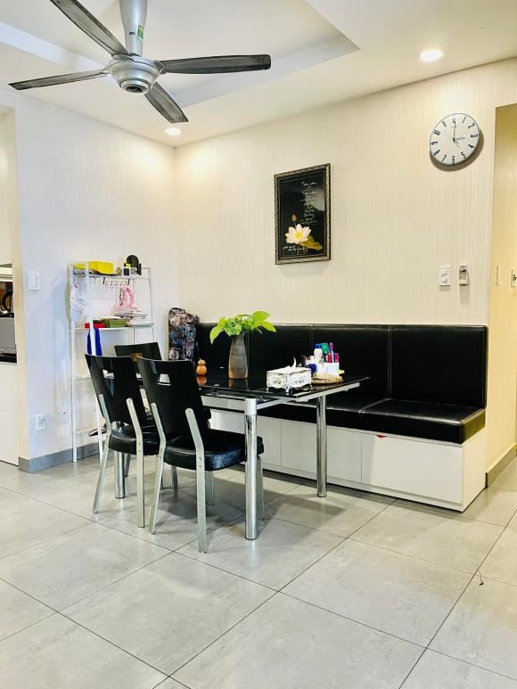 Cát Phượng rao bán căn hộ của Kiều Minh Tuấn đã tặng cách đây ít năm.