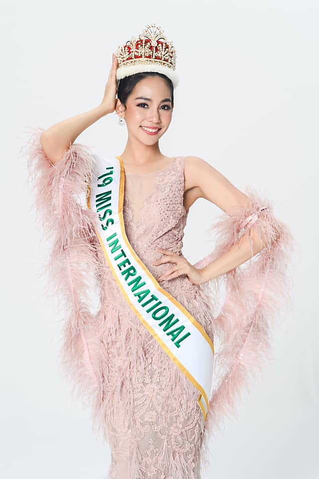 Miss International 2019 đến Việt Nam: Tín hiệu vương miện sắp 'rơi xuống đầu' Á hậu Phương Anh Ảnh 4