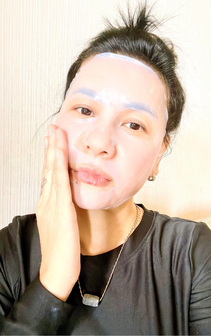 Bí kíp giúp Cát Phượng 'hack tuổi', luôn trẻ trung bên tình trẻ kém 18 tuổi Kiều Minh Tuấn Ảnh 8