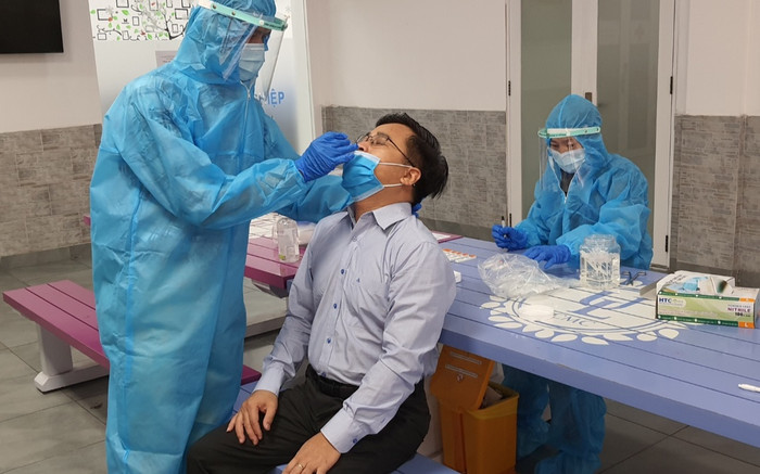 Ngày 15/5 số khỏi bệnh nhiều gấp 3 số mắc Covid-19, không có ca tử vong Ảnh 2