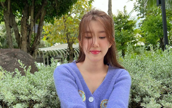 Thúy Ngân khoe ảnh đượm buồn, ẩn ý 'không còn tin vào duyên số' Ảnh 2