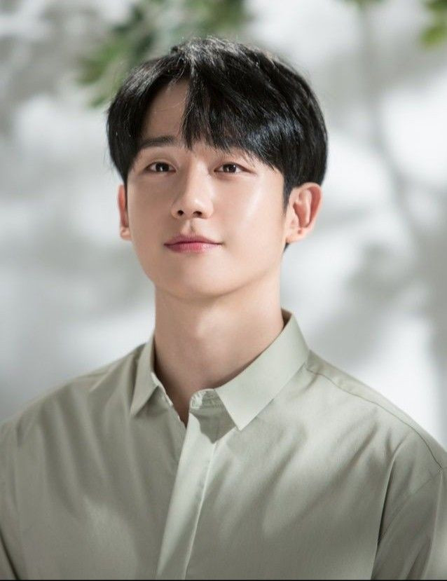 Những nam thần Hàn Quốc có gương mặt 'cún con': Jung Hae In, Kim Seon Ho đã phải cực phẩm nhất? Ảnh 4
