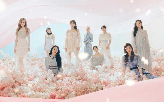Em út TWICE nhận 'cơn mưa' lời khen về cách đặt tên tài khoản mới Ảnh 2