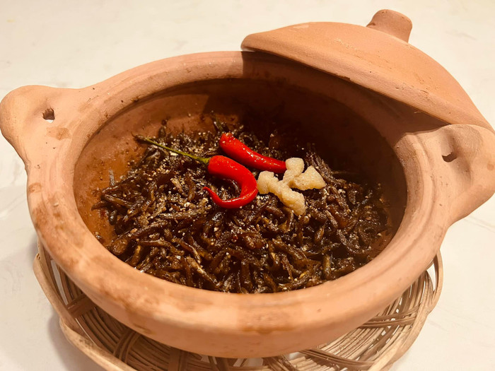 Hậu chia tay, anh chàng đã bắt đầu đích thân vào bếp và hào hứng khoe ảnh những món ăn tự làm trên mạng xã hội