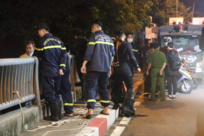 Hiện trường nơi thanh niên nhảy cầu tự tử