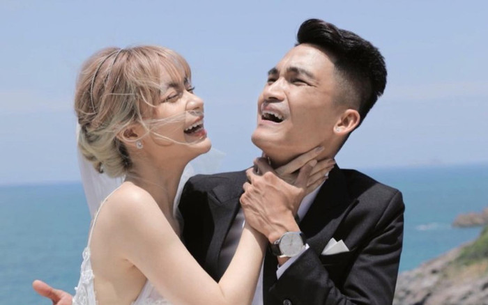 Soi nhan sắc Vy Pumpe: Cô dâu lớn hơn Mạc Văn Khoa 2 tuổi đeo vàng nặng trĩu trong đám cưới Ảnh 2