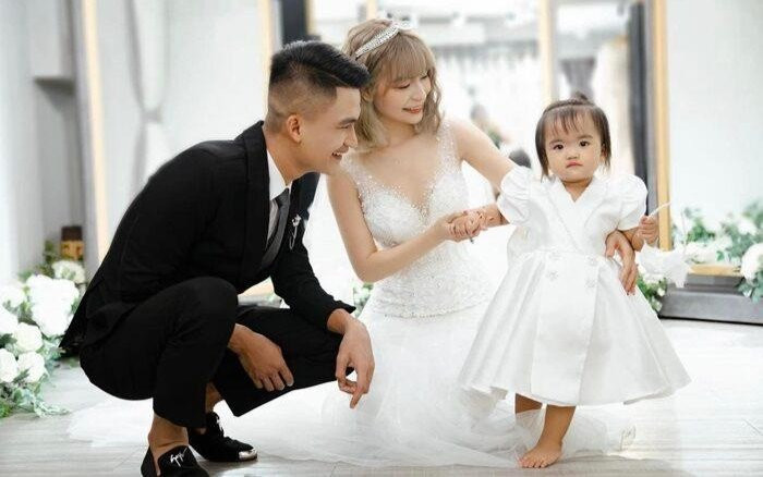 Ảnh cưới của những nghệ sĩ hài: Mạc Văn Khoa lầy lội, Công Lý vẫn giữ hình tượng 'cô Đẩu' Ảnh 2