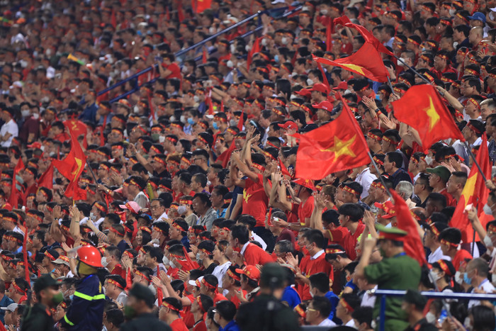 Sân Việt Trí hoá 'chảo lửa' tiếp sức cho U23 Việt Nam đấu U23 Malaysia Ảnh 8