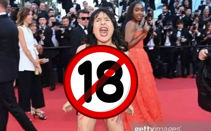Cannes 2022 náo loạn vì sự xuất hiện của một người phụ nữ lạ mặt khỏa thân trên thảm đỏ Ảnh 2
