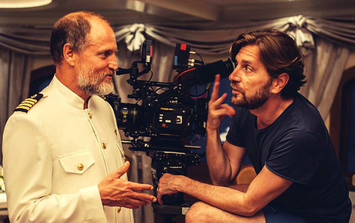 Cannes 2022: Dự án 'vượt mặt' phim của Tom Cruise nhận lời khen... nhờ phân cảnh ói mửa Ảnh 2