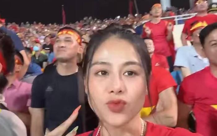 Dàn sao 'quẩy' hết mình chúc mừng HCV SEA Games 31 của tuyển nam: 'Tuyệt vời các chàng trai Việt Nam!' Ảnh 2
