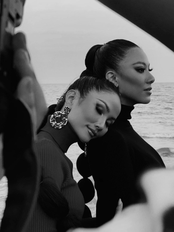 H'Hen Niê và Kim Duyên có mối quan hệ chị, em thân thiết.  