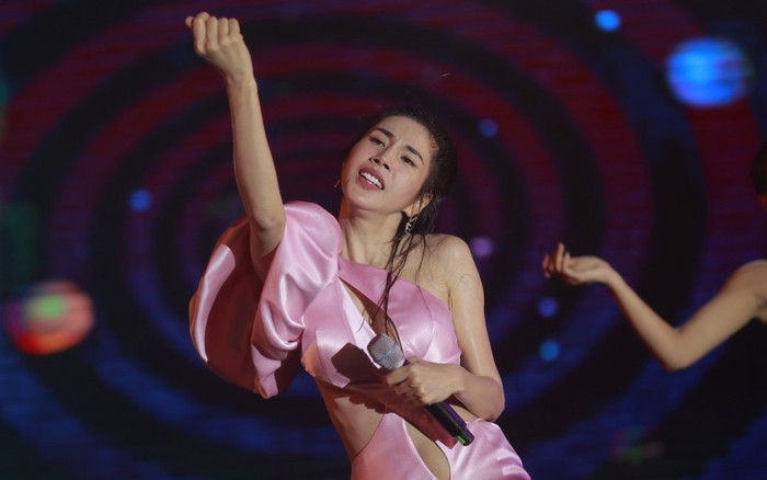 Thủy Tiên thê thảm sau scandal từ thiện Ảnh 2