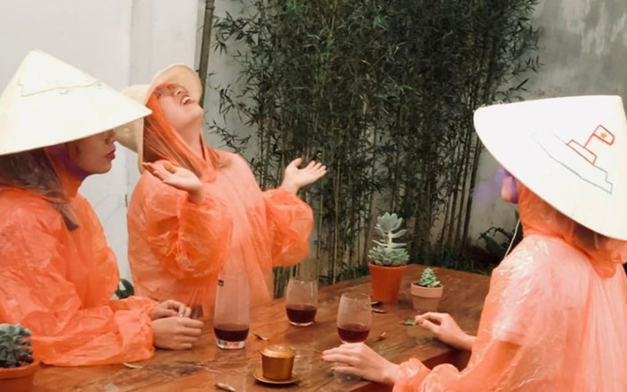 Dành dụm cả năm trời, giữ 12 ngày phép để được đi du lịch cùng nhau và cái kết 'lạ lắm' Ảnh 2