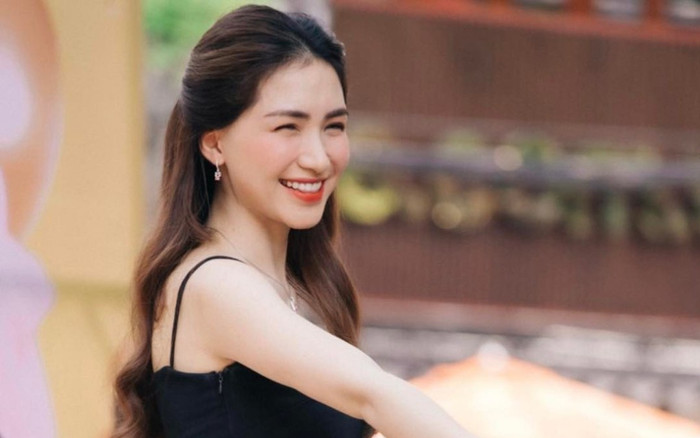 Chỉ với hành động nhỏ này, Hòa Minzy ghi điểm trong lòng người hâm mộ Ảnh 2