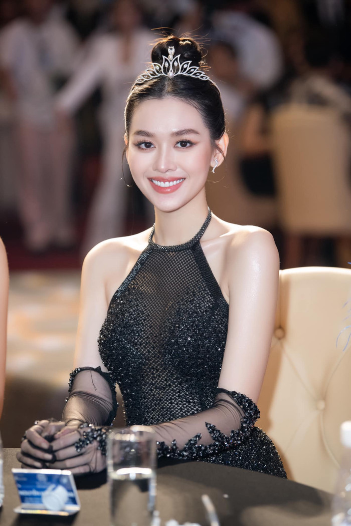Top 3 Miss World Vietnam 2019: Lương Linh - Kiều Loan lên như gió, Tường San hạnh phúc bên chồng Ảnh 11