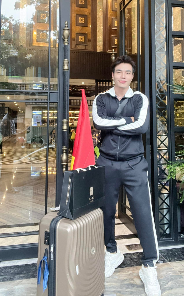 Lê Dương Bảo Lâm lộ ảnh ngày càng gầy gò và hốc hác, dân mạng nghi giảm cân quá đà Ảnh 12
