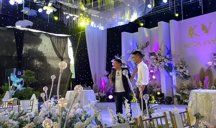 Diễn viên hài Chiến Thắng đáp trả khi bị bị ai đòi lớn tiếng đòi đuổi về.